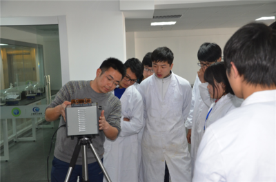 [中职]上海市材料工程学校:"起航!建材业能工巧匠从这里出发"-"中本贯通"助学校打造行业优秀人才